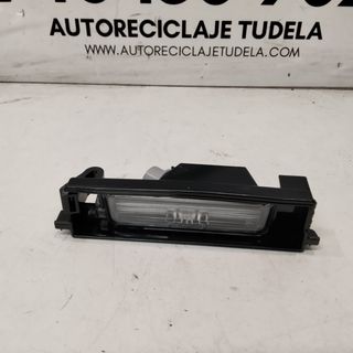 LUZ MATRICULA LED TOYOTA AURIS