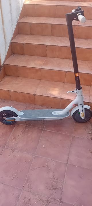 Patinete eléctrico Xiaomi 
