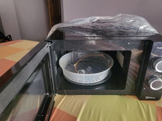 Microondas y Horno Cecotec