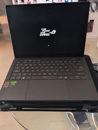 ASUS ROG Zephyrus G14 - Gris/Dorado