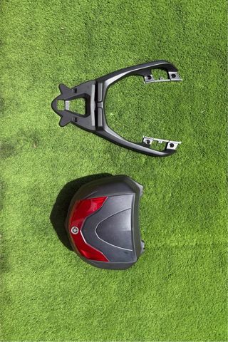 Baúl trasero (Top Case) Yamaha XMAX 125 + soporte