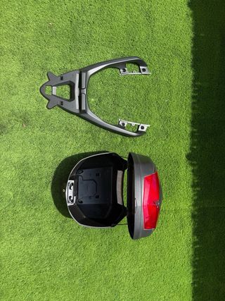 Baúl trasero (Top Case) Yamaha XMAX 125 + soporte