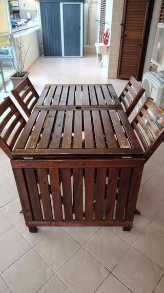 Tavolo da esterno Ikea - legno