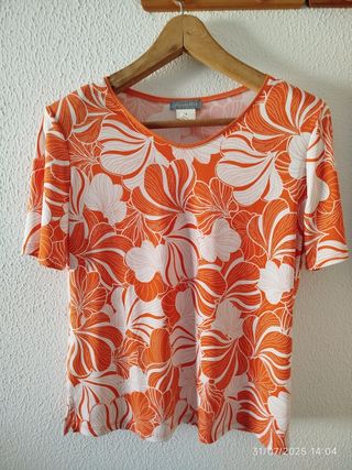Top Santi QR manga corta naranja