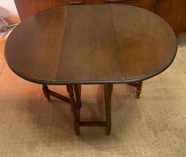 Mesa francesa oval extensible de madera