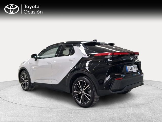Toyota C-HR 2.0 220PH Premiere Edition
