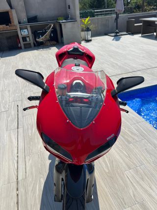 Ducati 848 - Moto roja