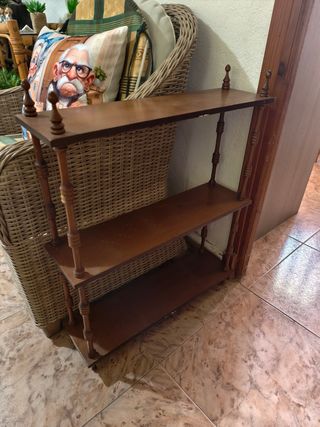 Estantería madera antigua