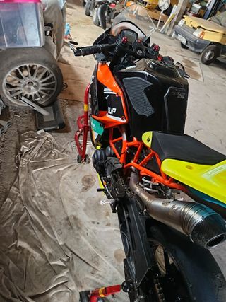 KTM RC 390 CUP - Motocicleta