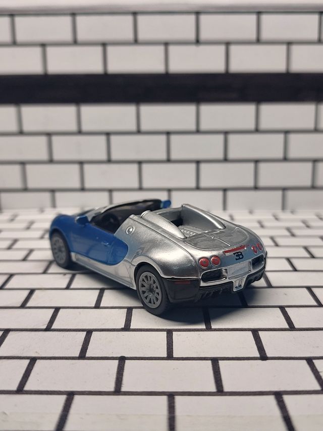 Bugatti Veyron Siku 1:64