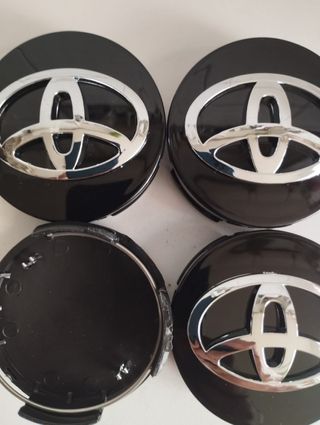 4 Tapas centrales Toyota 