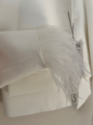 Blazer Zara blanco plumas XS