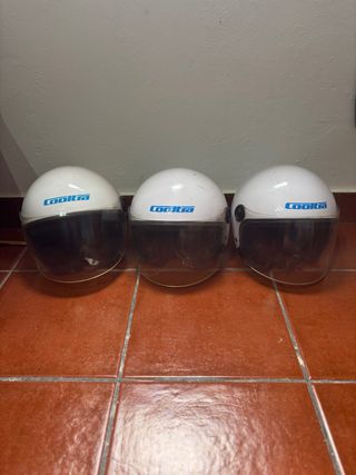 3 Cascos moto  Blancos