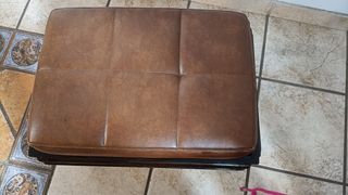 Puf vintage marrón cuero