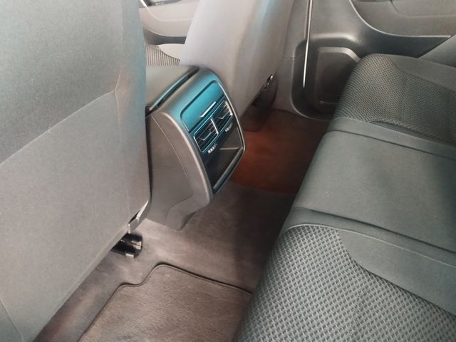 Volkswagen Touareg 2011