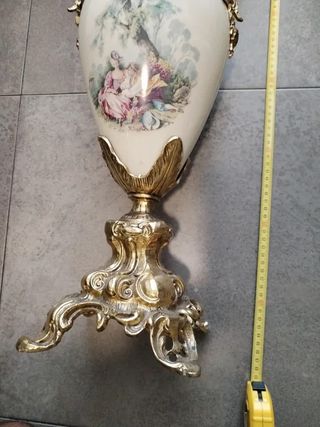 Jarrón porcelana latón dorado