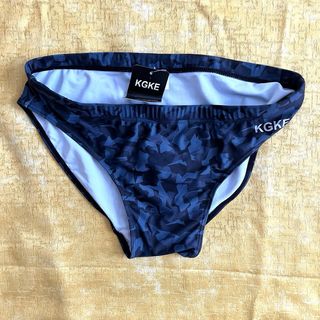 Bañador KGKE azul, talla M, nuevo