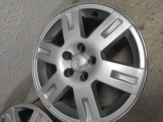 2 Llantas Ford 16" usadas