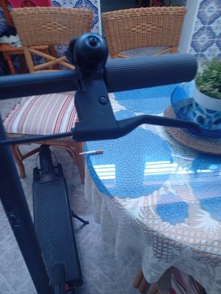 Patinete eléctrico Navee nuevo
