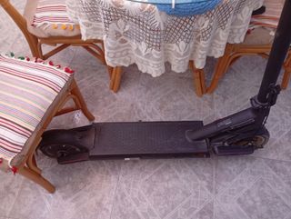 Patinete eléctrico Navee nuevo
