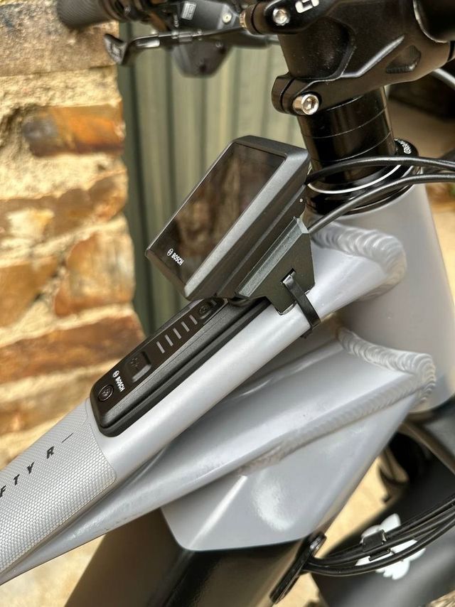 Soporte KIOX 300 Crafty, Level, Chaser MASTERMOUNT