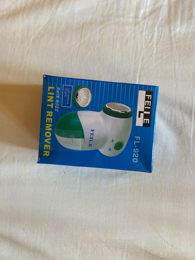 Quita pelusas FEILE FL-920