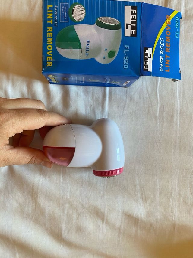 Quita pelusas FEILE FL-920