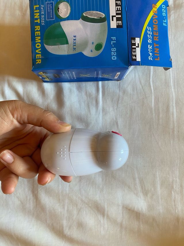 Quita pelusas FEILE FL-920