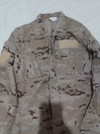Chaqueta militar beige