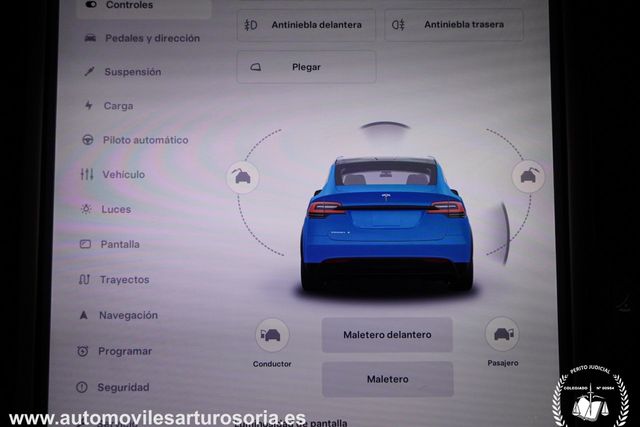 Tesla Model X 2020