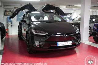 Tesla Model X 2020