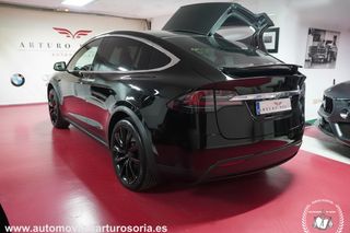 Tesla Model X 2020