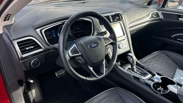 Ford Mondeo 2.0 HYBRID 138KW VIGNALE HEV AUTO 187 4P