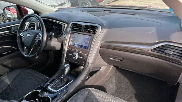 Ford Mondeo 2.0 HYBRID 138KW VIGNALE HEV AUTO 187 4P