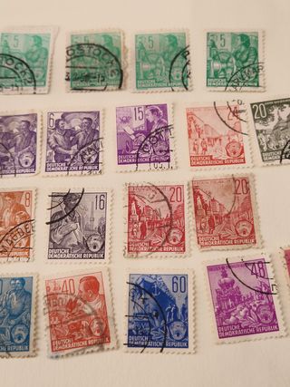 22 Sellos RDA: Alemania Oriental