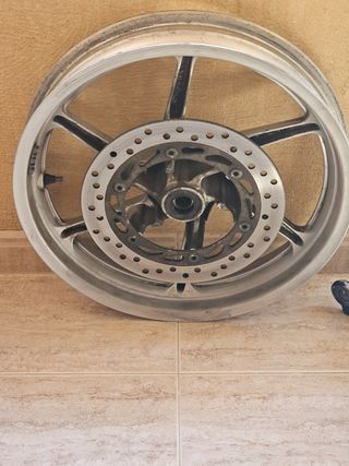 Llanta Delantera+Disco de Freno. HONDA SH300