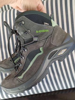 Scarponi LOWA trekking grigio-verdi