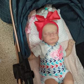 Muñeca reborn bebé realista
