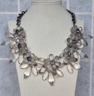 Collar Zara Accessorios Collecction - flores 