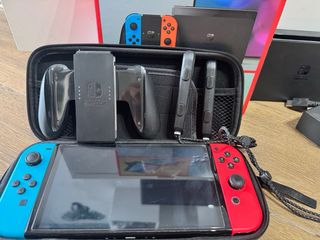 Nintendo Switch OLED - Azul/Rojo