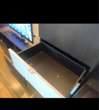 Mueble salón Ikea blanco-negro