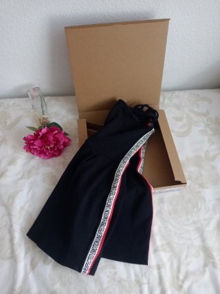 Mono nero Bershka Unexpected Emotion. Ottimo stato