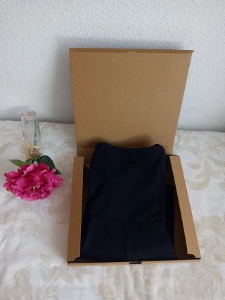 Mono nero Bershka Unexpected Emotion. Ottimo stato