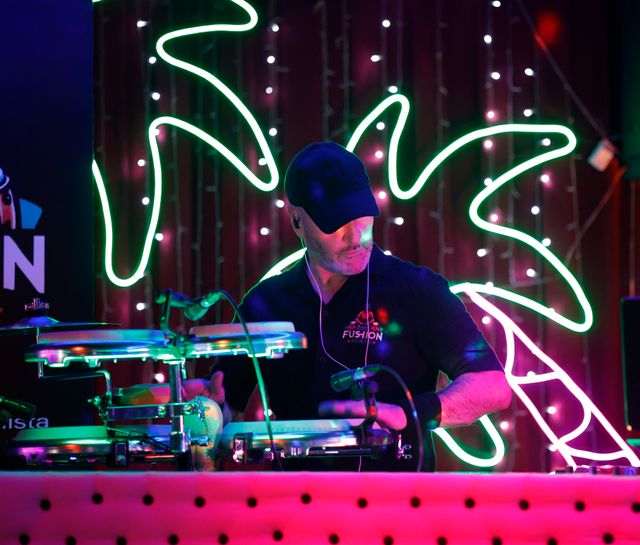 PERCUSIONISTA EN DIRECTO PARA DJs Y GRUPOS