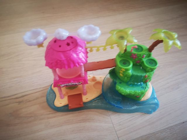 Casa Hatchimals Selva con luces y música