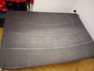 Sofá cama gris - Cómodo y práctico