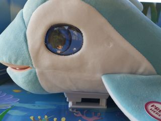 Juguete Blublu, delfín peluche interactivo
