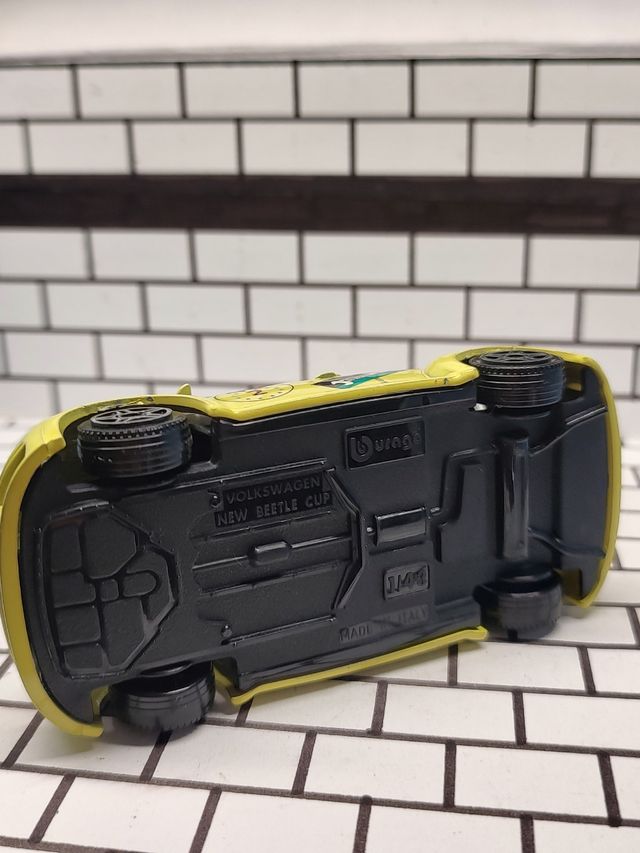 Bburago VW New Beetle Cup - Macchinina