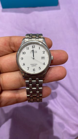 Reloj Lotus cuarzo plata