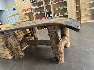 Mesa de trillo rústica